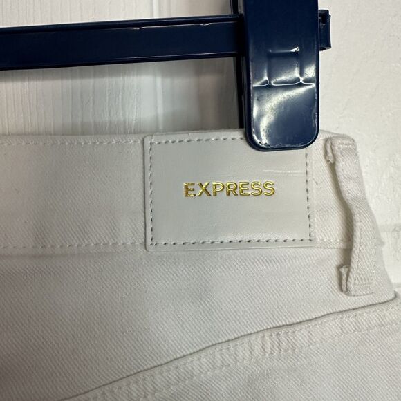 New EXPRESS Straight Ankle White Mid Rise White Jeans Size 10 R - Picture 9 of 13